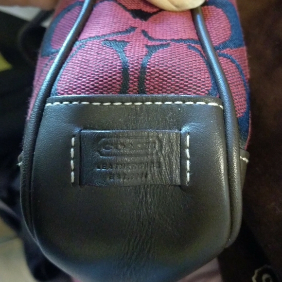 New vintage coach raspberry canvas and brown leather mini handbag - Picture 2 of 4